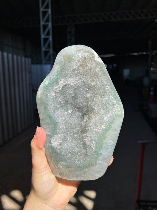 Green quartz pieces